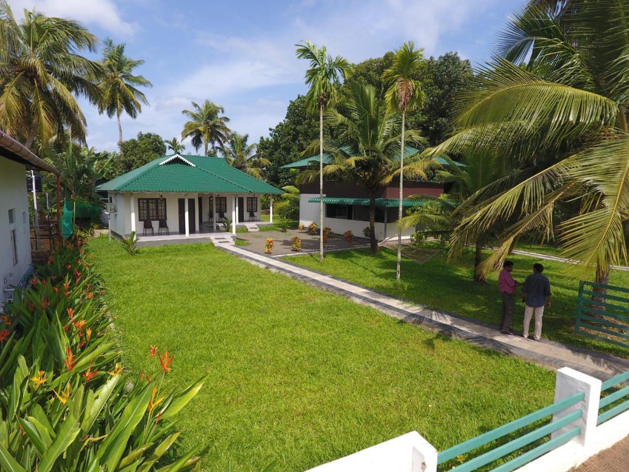 Pamba Inn Alappuzha Eksteriør billede